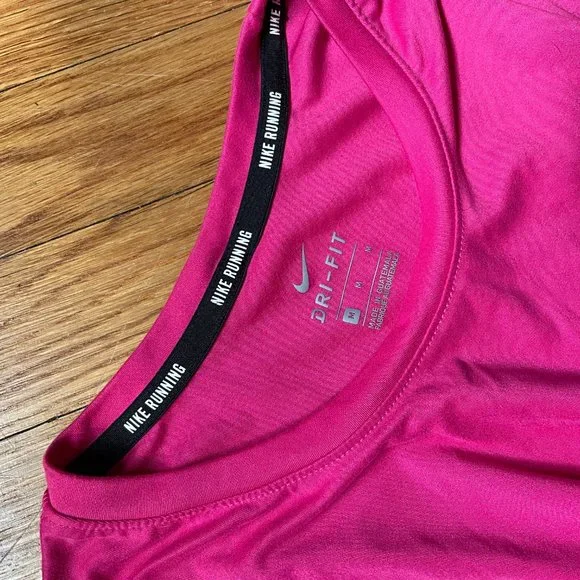 Nike Running, Dri-Fit Workout/Running Top, Women's Size M - Picture 3 of 8